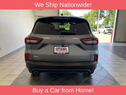 Used 2025 Ford Escape ST-Line AWD/4WD image 6