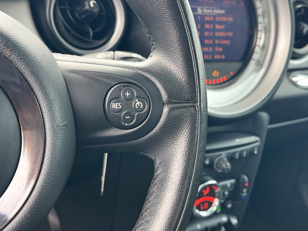 Used 2013 MINI Cooper Hardtop FWD image 18