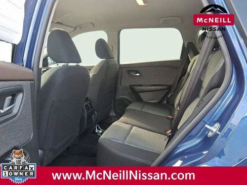 Used 2023 Nissan Rogue SV image 12