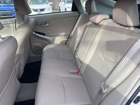 Used 2011 Toyota Prius Five image 10