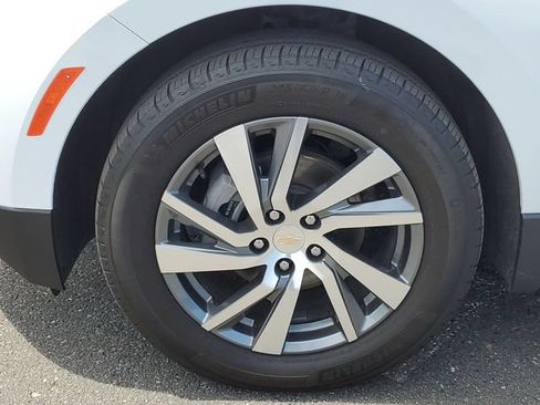 Certified 2024 Chevrolet Equinox LT w/ LPO, Floor Liner Package FWD image 31