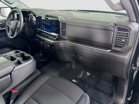Used 2026 Chevrolet Silverado 1500 LT image 32