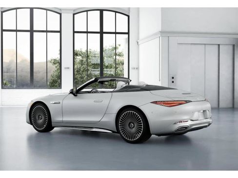 New 2026 Mercedes-Benz Maybach SL 680 image 29