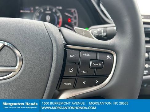 Used 2025 Lexus ES 350 w/ Premium Package image 21