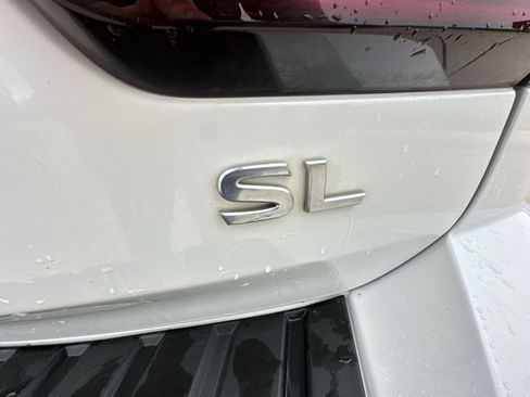 Used 2022 Nissan Armada SL AWD/4WD image 33