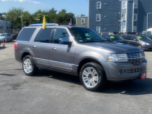 Used 2013 Lincoln Navigator 4WD w/ HD Trailer Tow Pkg image 5