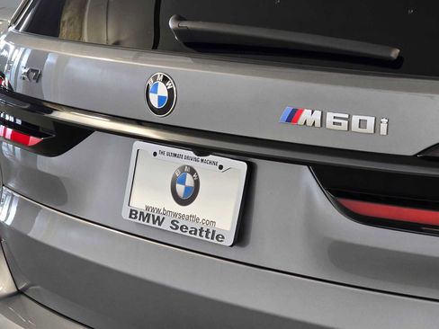 Used 2024 BMW X7 M60i w/ Climate Comfort Package AWD/4WD image 7