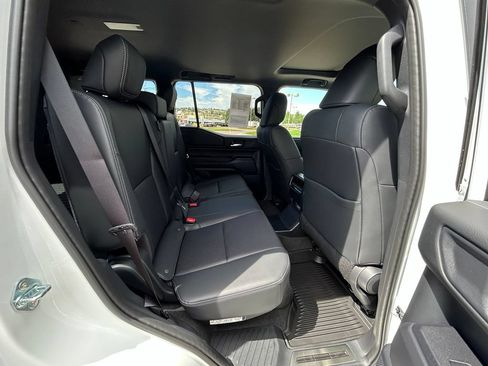 Used 2027 Toyota Land Cruiser AWD/4WD image 24