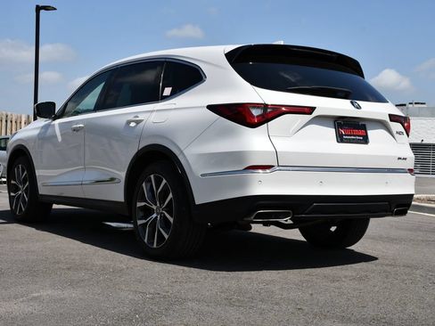 Used 2024 Acura MDX SH-AWD w/ Technology Package image 5