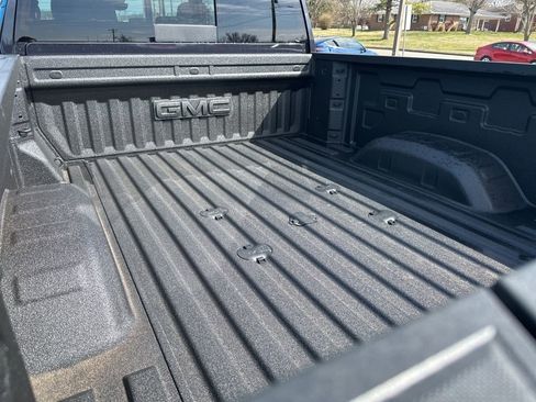 New 2026 GMC Sierra 2500 AT4 w/ AT4 Premium Plus Package image 9