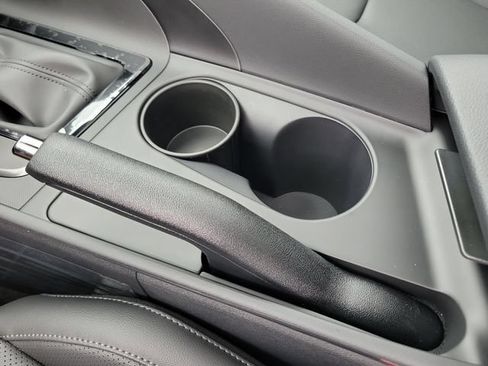 New 2026 Hyundai Elantra SEL Sport FWD image 17