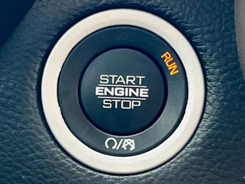 Used 2022 RAM 1500 Laramie image 29