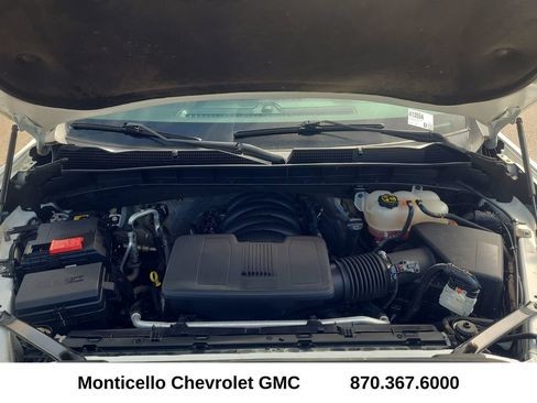 Used 2022 GMC Sierra 1500 AT4 w/ AT4 Preferred Package AWD/4WD image 10