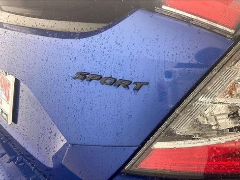 Used 2019 Honda Civic Sport image 7