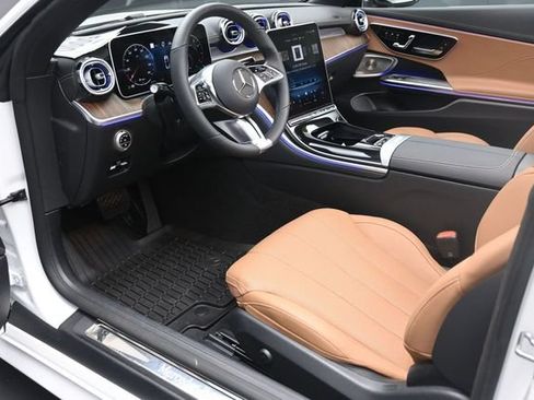 Used 2026 Mercedes-Benz CLE 300 4MATIC Cabriolet image 17