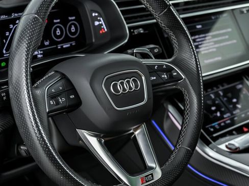 Used 2022 Audi RS Q8 AWD/4WD image 22