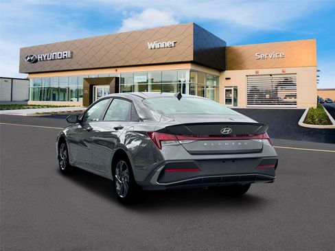 New 2026 Hyundai Elantra Sport FWD image 24