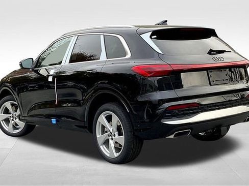 New 2025 Audi Q5 Premium Plus image 12