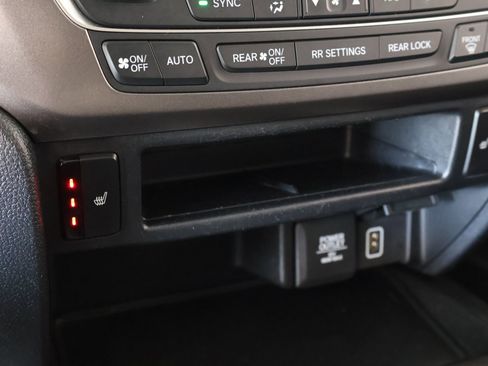 Used 2019 Honda Pilot EX-L image 7