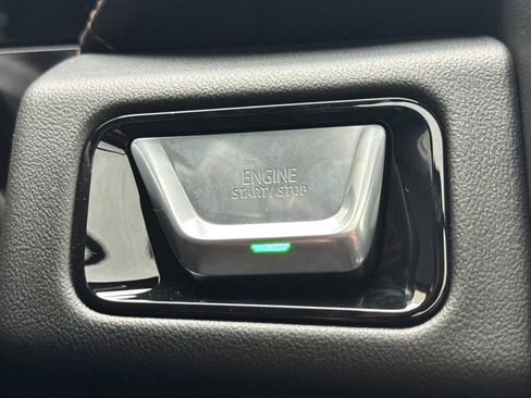 New 2026 GMC Yukon XL AT4 w/ AT4 Premium Plus Package AWD/4WD image 22