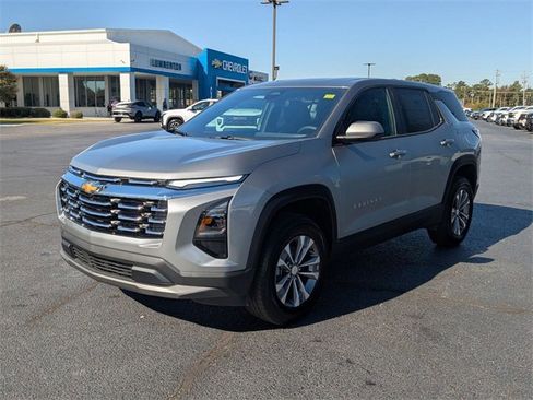 New 2026 Chevrolet Equinox LT w/ Convenience Package II image 7