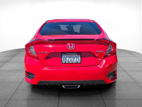 Used 2019 Honda Civic Sport image 5
