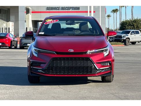 Used 2026 Toyota Corolla SE w/ SE Premium Package FWD image 9