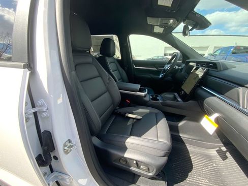 New 2026 GMC Terrain Elevation w/ Elevation Premium Package AWD/4WD image 28