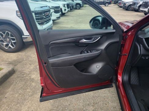 Used 2023 Buick Envision Essence w/ Sport Touring Package image 12