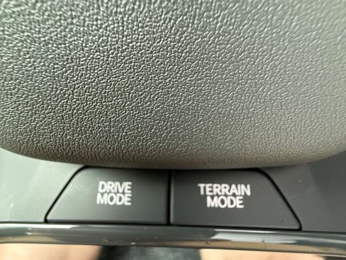 New 2026 Kia EV9 Wind image 21