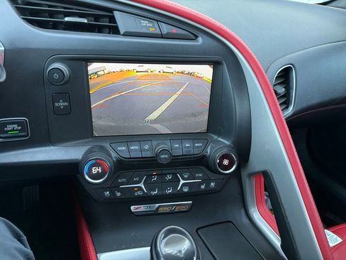 Used 2015 Chevrolet Corvette Z06 w/ 3LZ Preferred Equipment Group RWD image 15