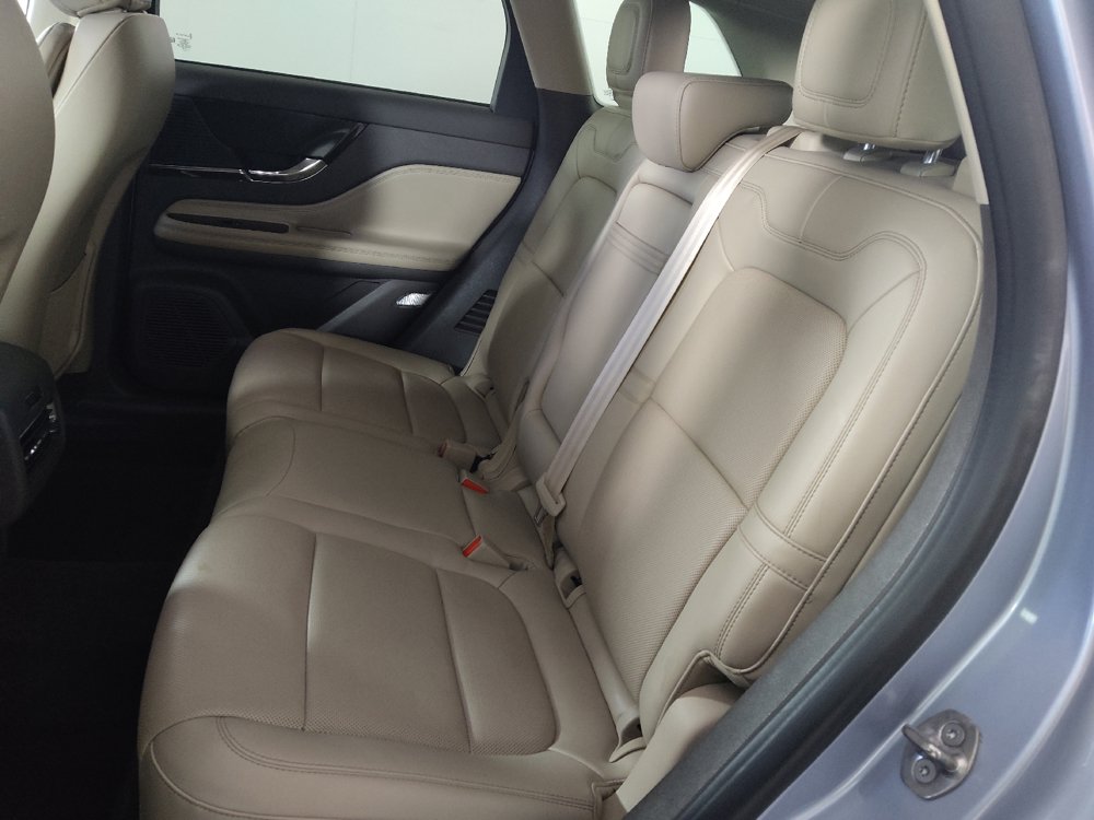 Used 2022 Lincoln Corsair AWD w/ Premium Package image 18