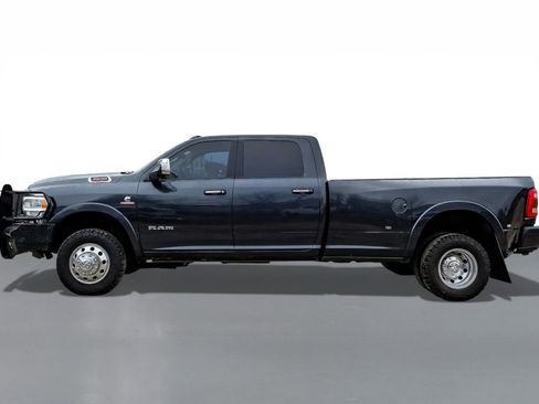 Used 2021 RAM 3500 Laramie w/ Safety Group B image 9