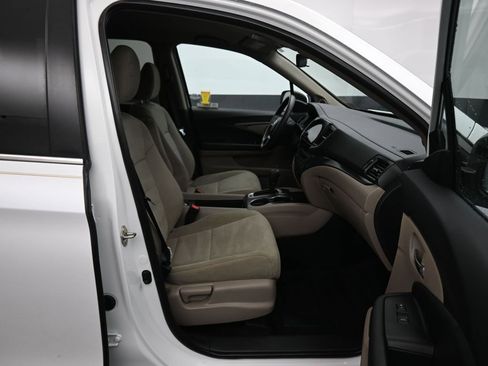 Used 2020 Honda Pilot EX image 53