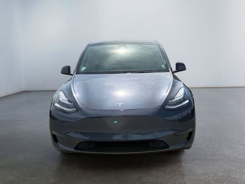 Used 2023 Tesla Model Y Long Range AWD/4WD image 8