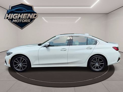 Used 2021 BMW 330i xDrive Sedan w/ Convenience Package AWD/4WD image 3