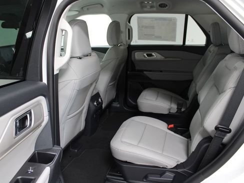 New 2026 Ford Explorer Active w/ Active Comfort Package image 23