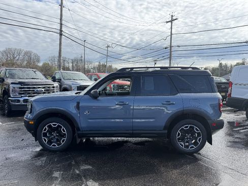 Used 2025 Ford Bronco Sport Outer Banks w/ Outer Banks Tech Package+ AWD/4WD image 3