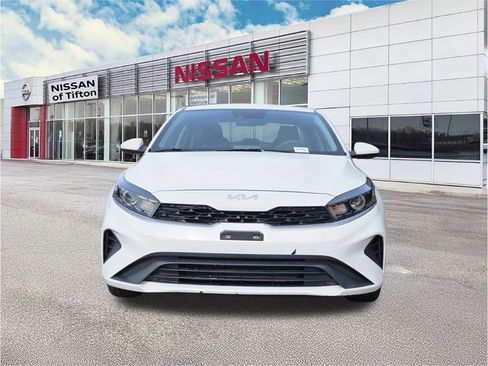 Used 2024 Kia Forte LXS image 2