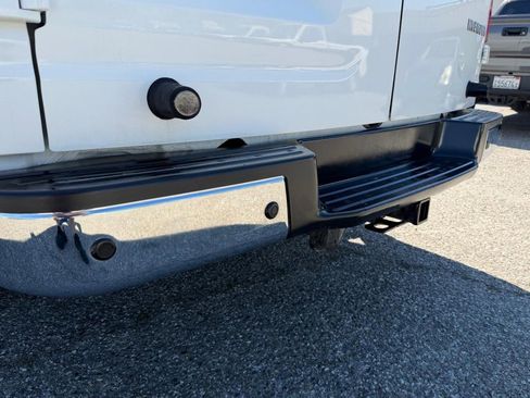 Used 2019 Nissan NV 3500 SL w/ Back Door Glass Package image 49