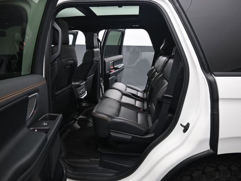 Certified 2025 Ford Expedition Tremor AWD/4WD image 21