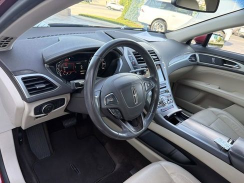 Used 2017 Lincoln MKZ Reserve FWD image 15