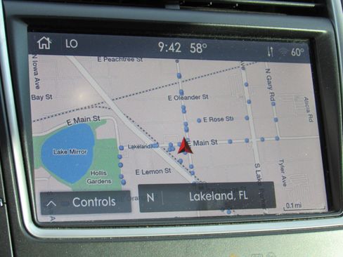 Certified 2020 Lincoln Nautilus Reserve w/ Equipment Group 201A image 17