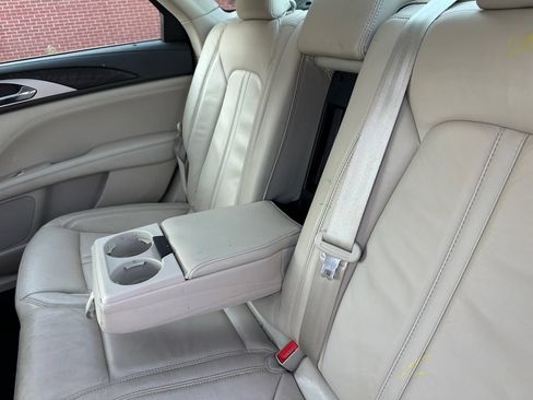 Used 2017 Lincoln MKZ Select FWD image 22