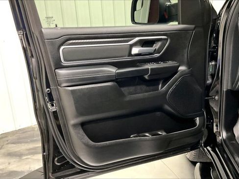 Used 2025 RAM 1500 Big Horn AWD/4WD image 23