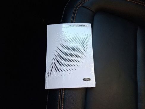 Used 2024 Ford Bronco Badlands image 27