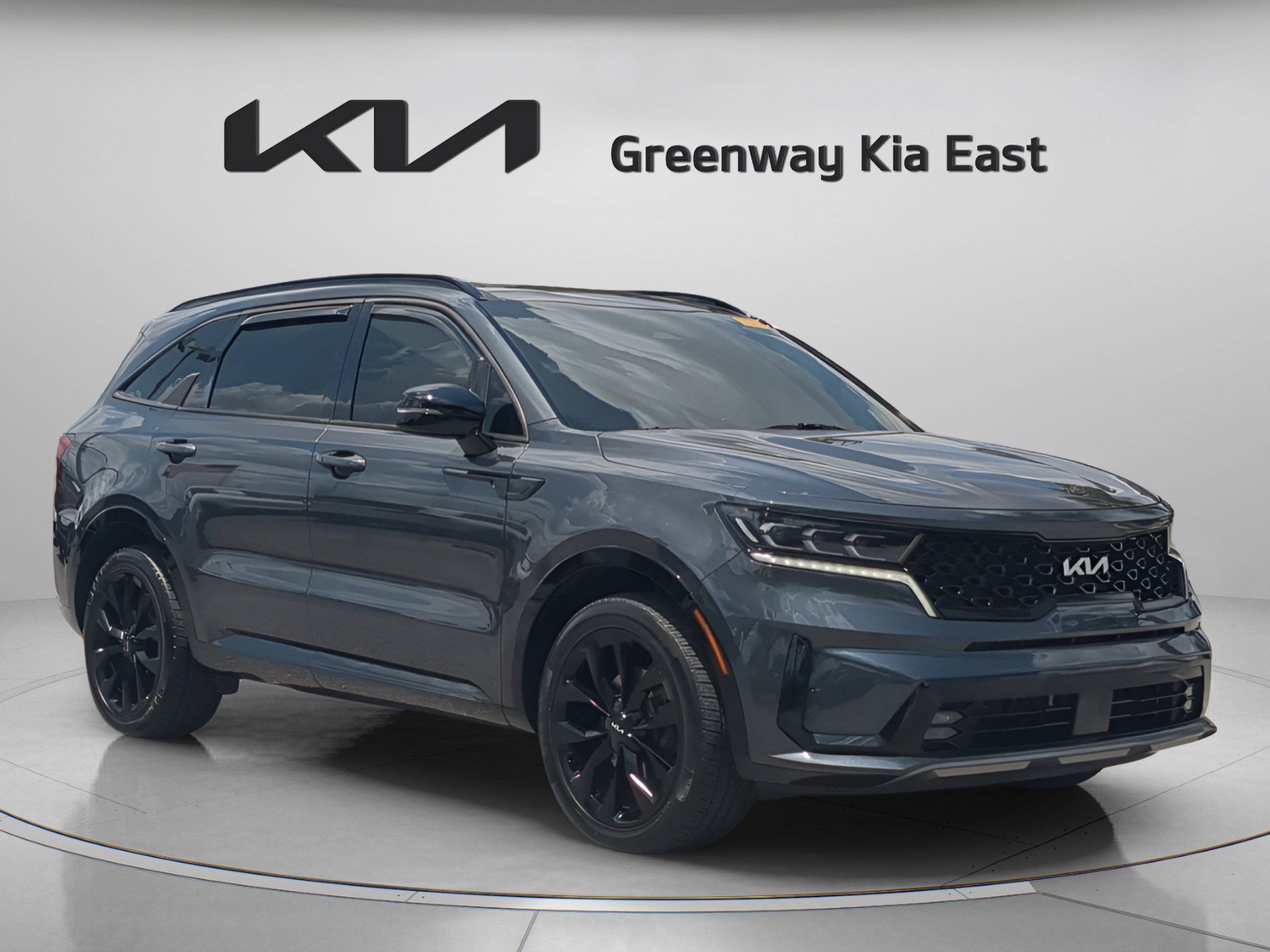 Certified 2022 Kia Sorento SX FWD image 3