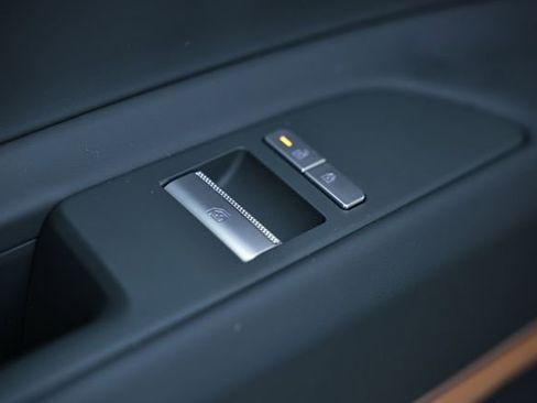 New 2026 Genesis GV80 2.5T Advanced image 25