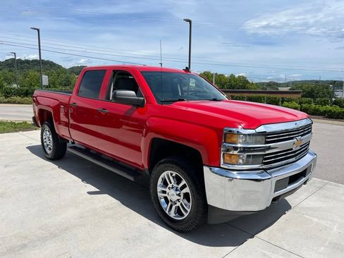 Used 2015 Chevrolet Silverado 2500 W/T w/ WT Convenience Package AWD/4WD image 30