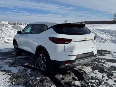 Used 2025 Chevrolet Blazer LT image 5